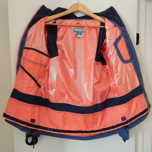 Columbia ski / snowboard jacket - Picture 2 of 6